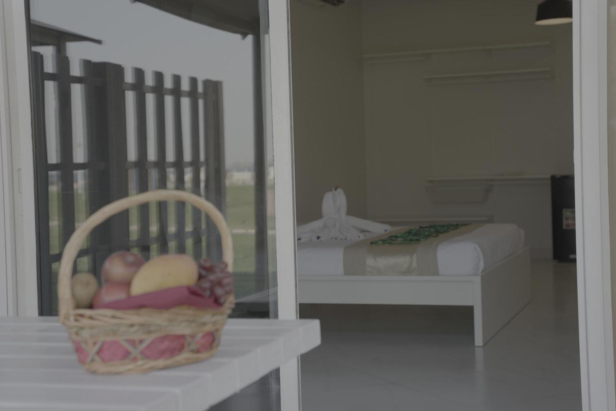 Palm Beach Resort 半月湾 外观 照片