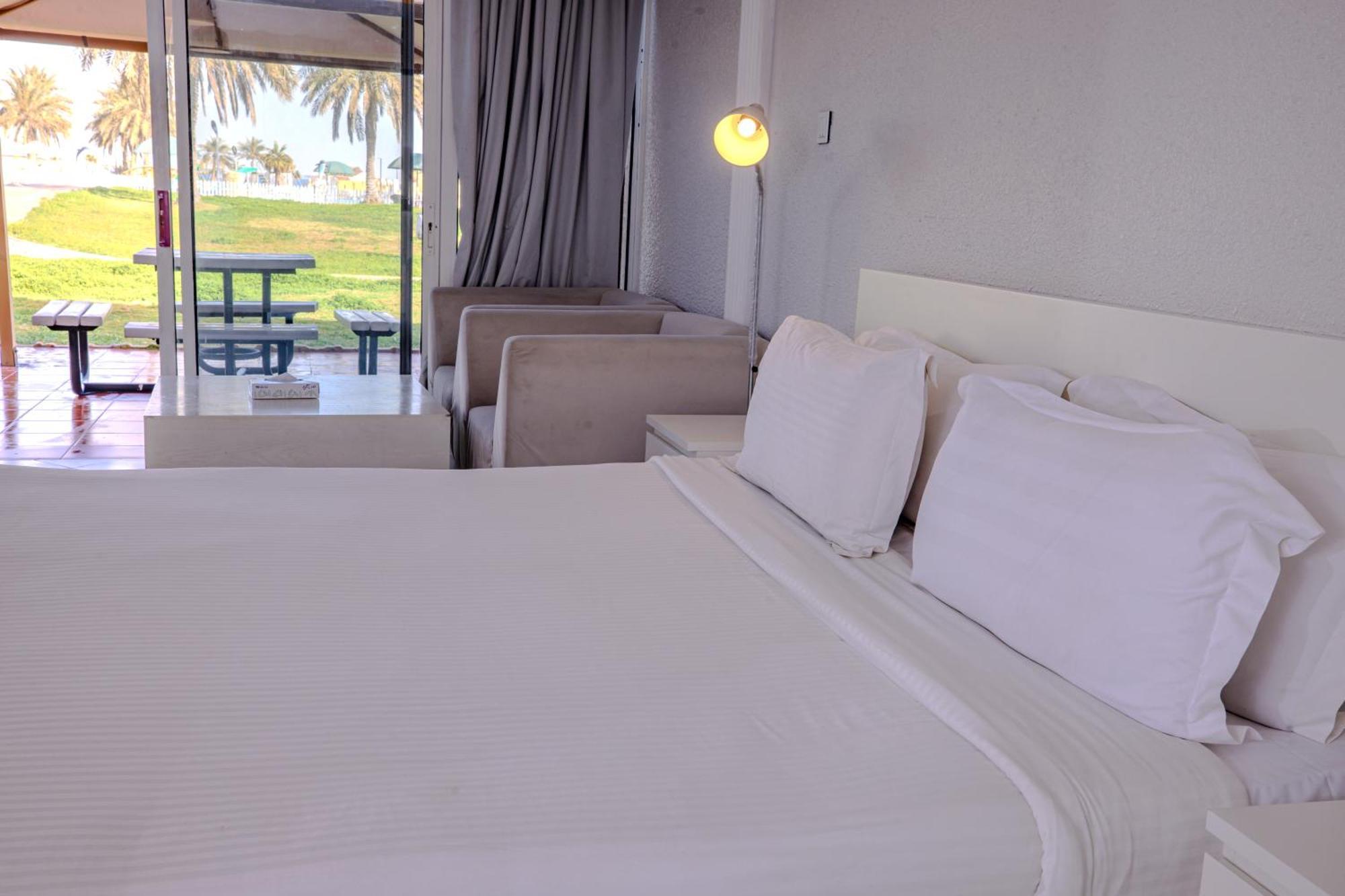 Palm Beach Resort 半月湾 外观 照片